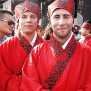 Meet your Posher, Eleanor